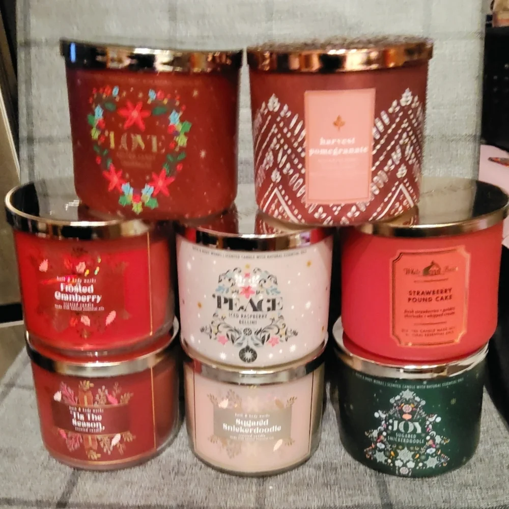 Bath & Body Works 3 Wick Candle CHOOSE 1 CANDLE All Are New - Picture 1 of 3